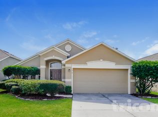176 Dakota Ave, Groveland, FL 34736