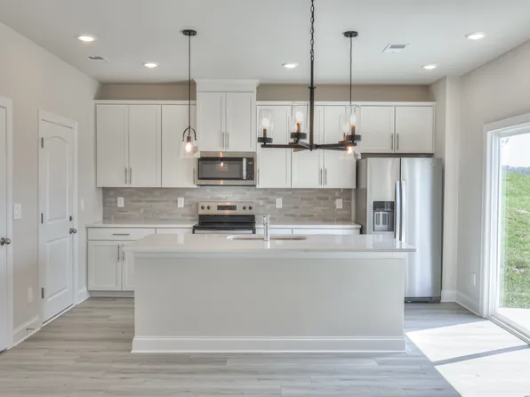 Finley Plan, Crestview - Ridge Series