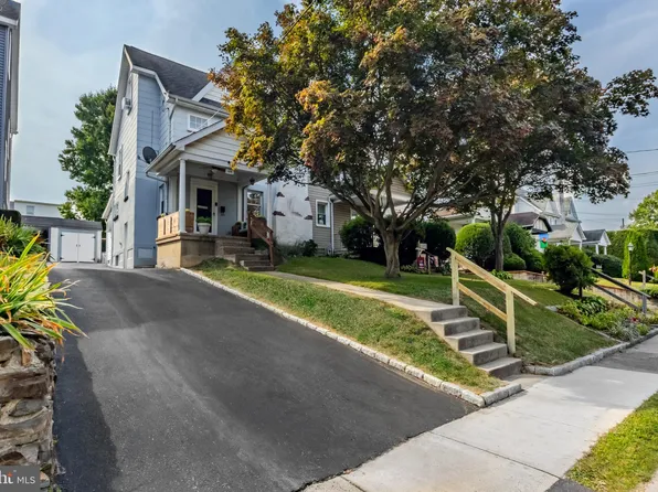 164 Woodbine Rd, Havertown, PA 19083