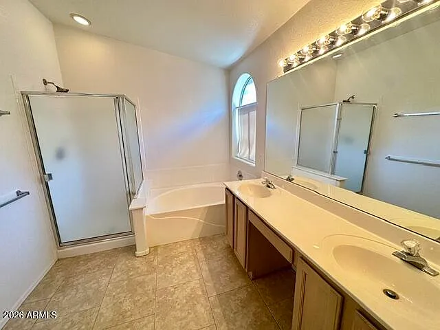 547 W Bluefield Ave — Photo 14