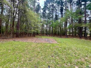 605 Shadowood Dr, Marshall, TX 75672