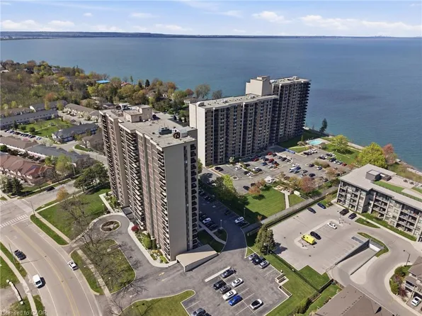 301 Frances Ave #507, Hamilton, ON L8E 3W6