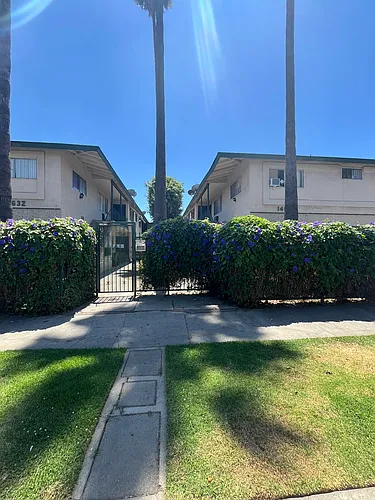 14632 Erwin St #2 Photo 1
