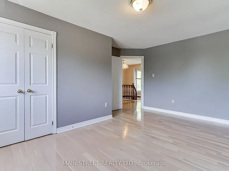 223 Burns Blvd — Photo 19