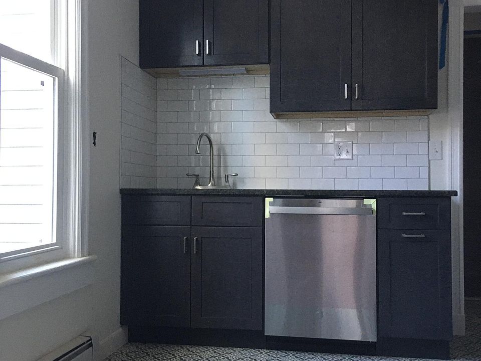 1st image of 56 Washington St Floor 2