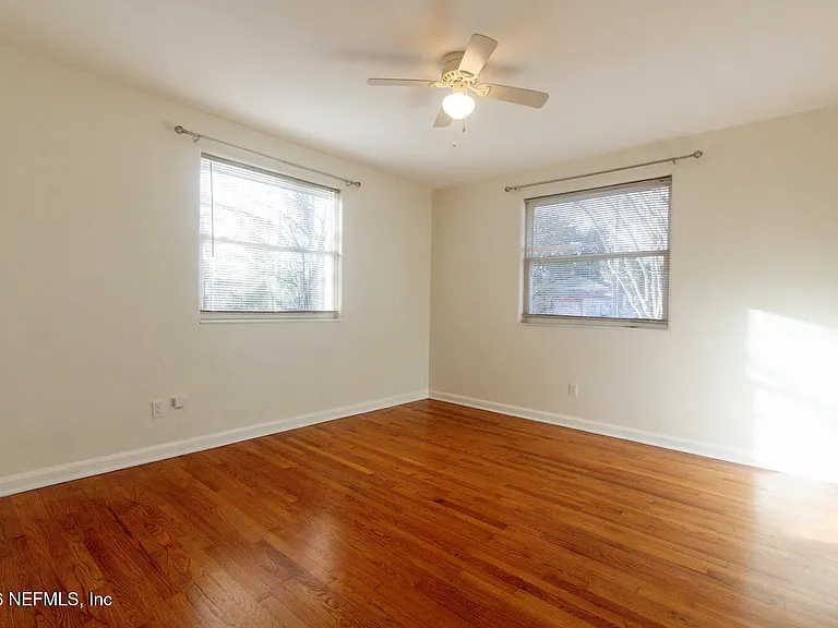 5072 French St — Photo 12