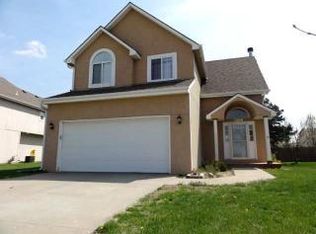 1306 Chestnut Ln, Eudora, KS 66025