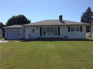 25 Cedar Ln, Rochester, NY 14622