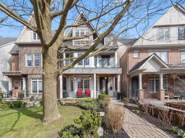 95 Boardwalk Dr, Toronto, ON M4L 3X9