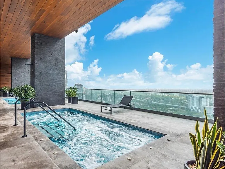 1451 Brickell Ave #5 — Photo 4
