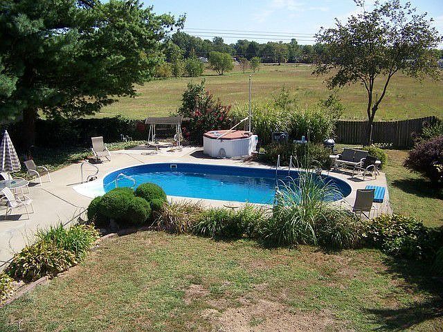 2nd image of 1214 Willow Dr