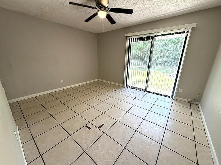 7152 Koleda Dr — Photo 6