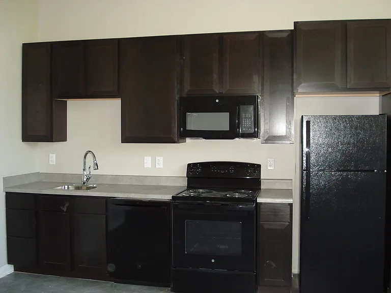 308 E Corning St — Photo 51