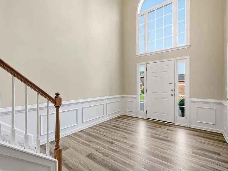 174 Ennisbrook Dr SE — Photo 3