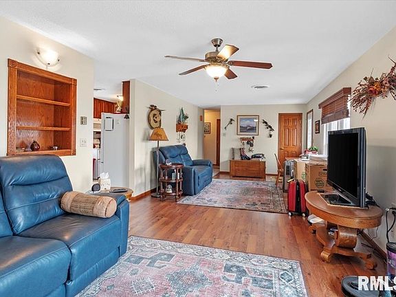 4th image of 14201 Williamson Rd