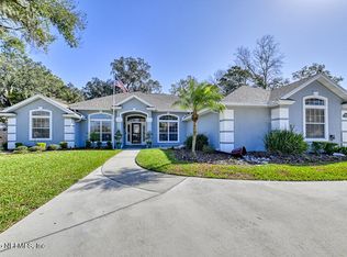 4555 Beacon Dr W, Jacksonville, FL 32225