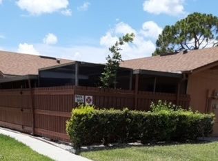 15421 Crystal Lake Dr, North Fort Myers, FL 33917