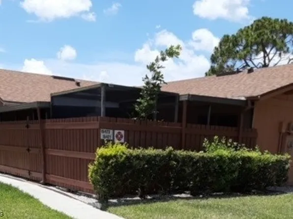 15421 Crystal Lake Dr, North Fort Myers, FL 33917