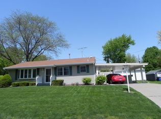 841 32nd Ave, Moline, IL 61265