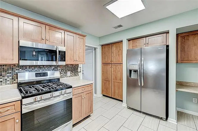 11050 Willowmere Dr — Photo 9