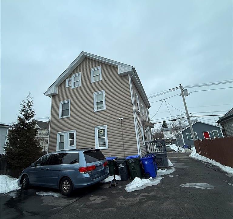 2nd image of 48 Unit St