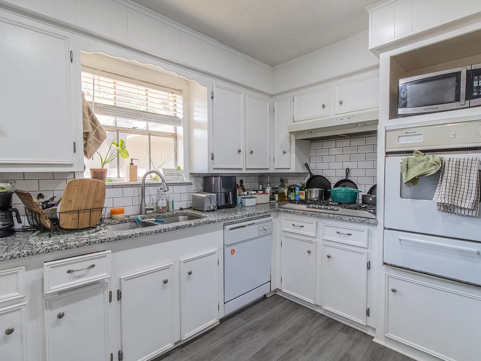 1500 Caudill Street — Photo 3