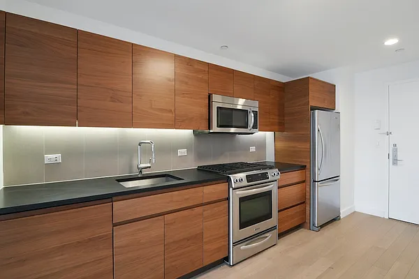 Rented by Gotham Organization | media 19