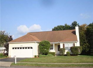 44 W Wynd Ter, Middletown, CT 06457