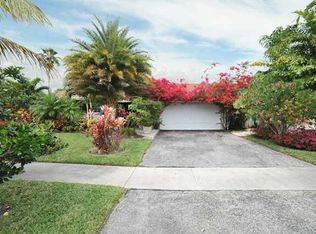7171 NW 46th St, Lauderhill, FL 33319