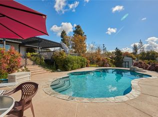 1817 Acacia Ln, Fallbrook, CA 92028