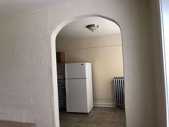5th image of 4056 W Belmont Ave APT 2