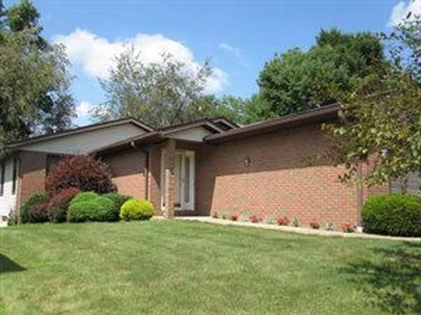 2664 Eastwood Dr, Wooster, OH 44691