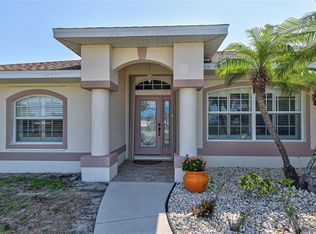 4 Clubhouse Rd, Rotonda West, FL 33947