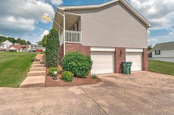 5th image of 315 Blevins Blvd