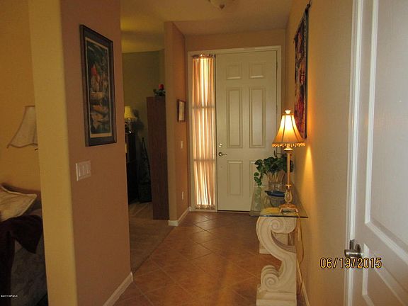 3rd image of 13637 W Cypress St