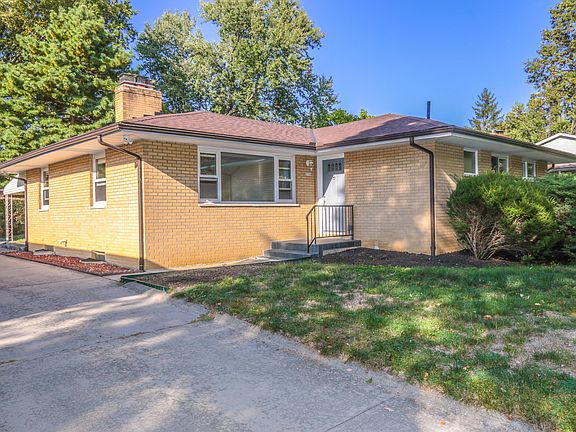 2nd image of 2702 Alder Vista Dr