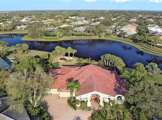 685 Katemore Ln, Naples, FL 34108