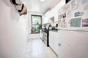 Rented by Urbane Brokerage