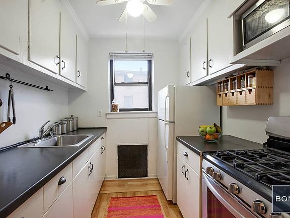 4th image of 14350 Hoover Ave APT 114
