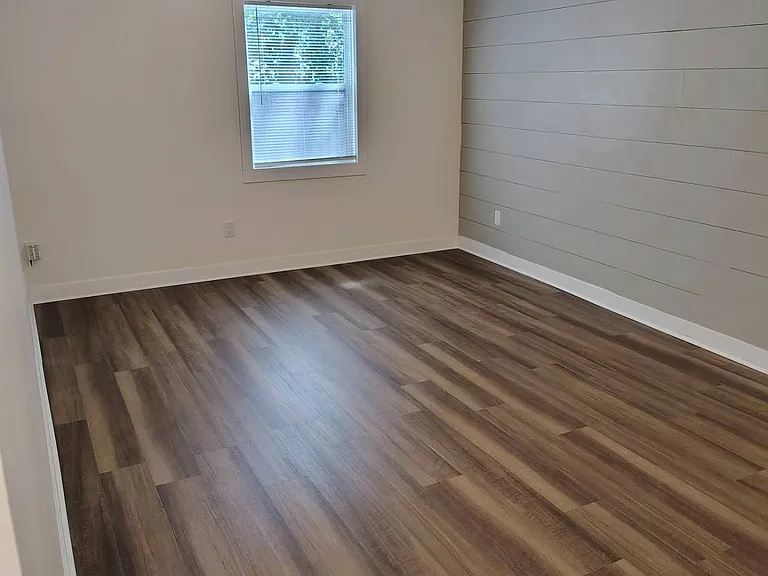 8511 Hayes St — Photo 16