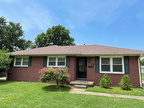 1145 Avondale Rd Photo 1