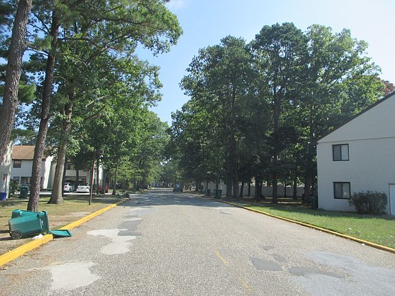4th image of 2468 Arbor Ct