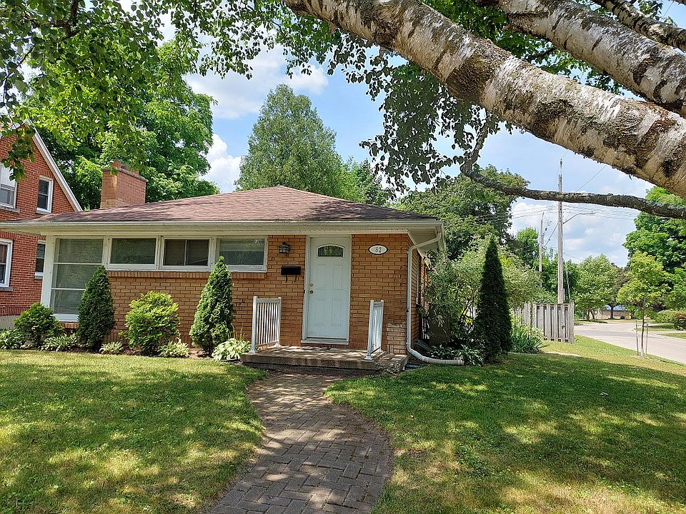 1st image of 82 Huron St