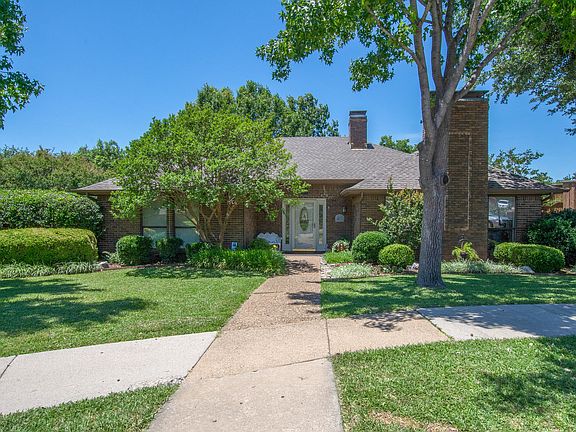 5th image of 1212 Sycamore Dr