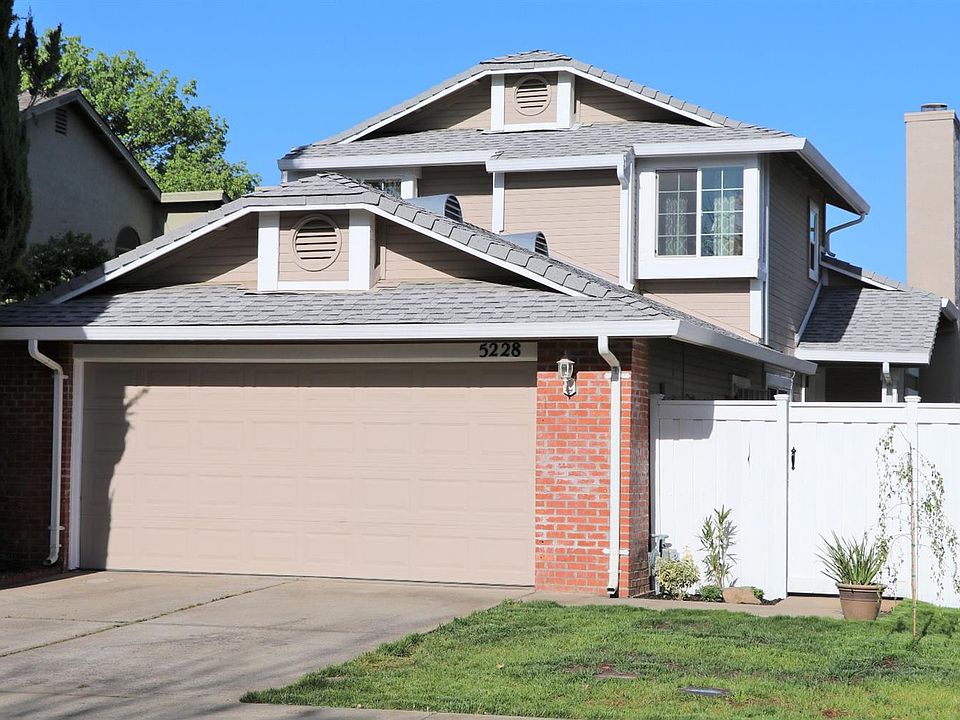 2nd image of 5228 Thomasino Way