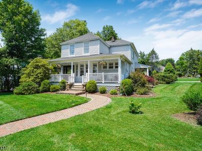 102 Colony Ave, Park Ridge, NJ, 07656