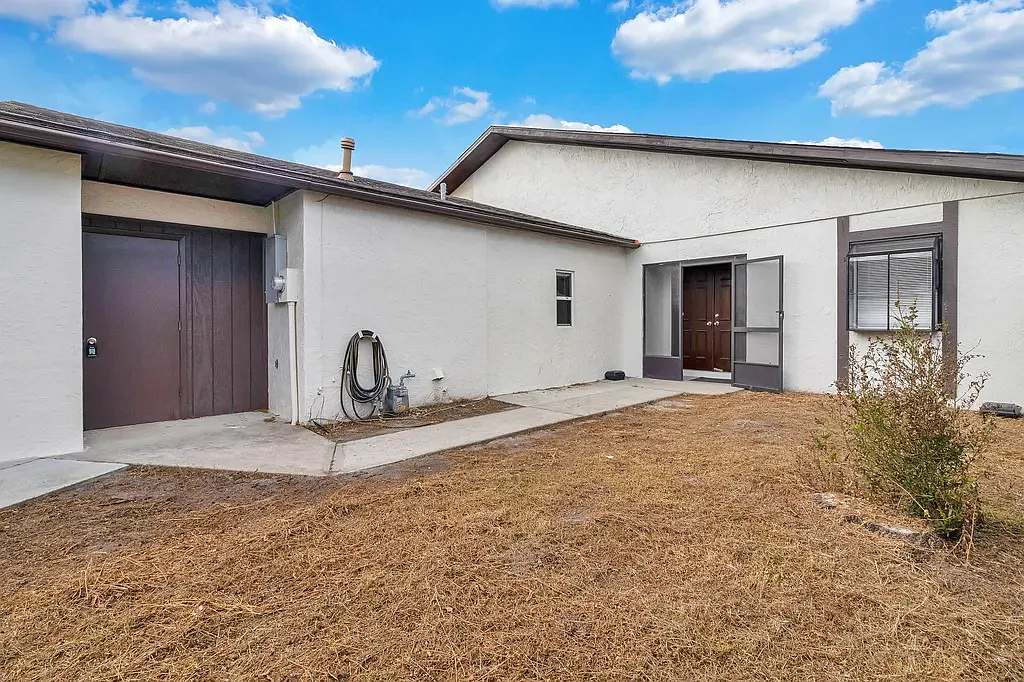 10004 Brightfield Ct — Photo 4