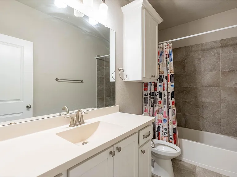 1113 Peacock Blvd — Photo 32