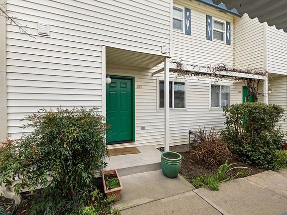 2nd image of 483 Tulipan Way