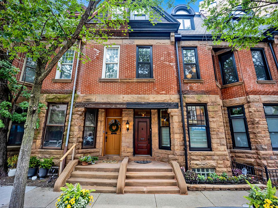 1st image of 2109 N Clark St